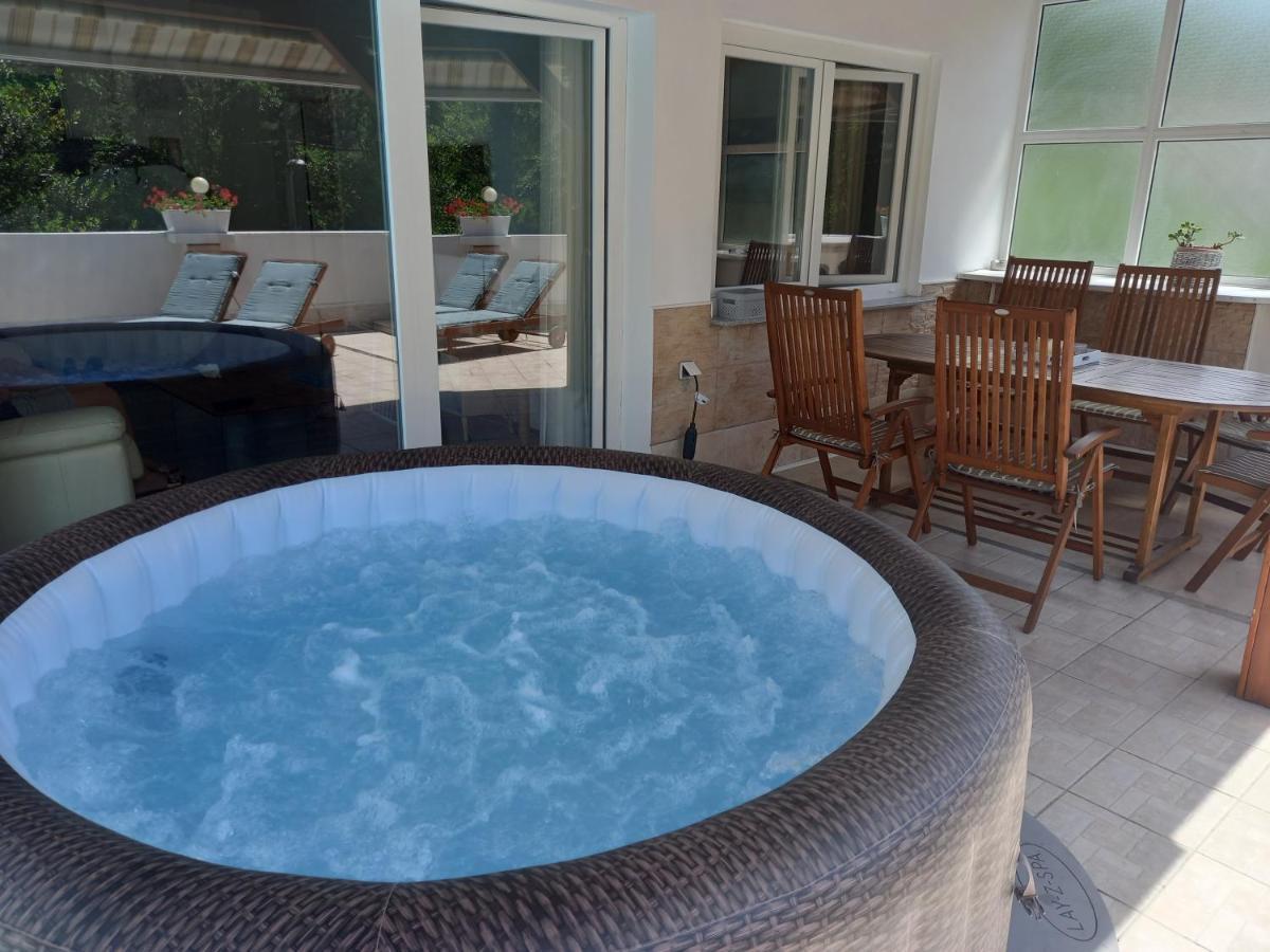 Vila Brig 108 - Private Swimming Pool And Jacuzzi Rijeka Exterior photo